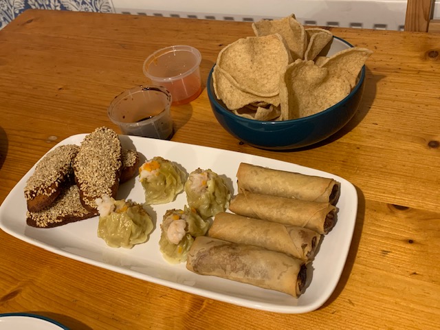 Thai starter platter, with dumplings, spring rolls and prawn toasts