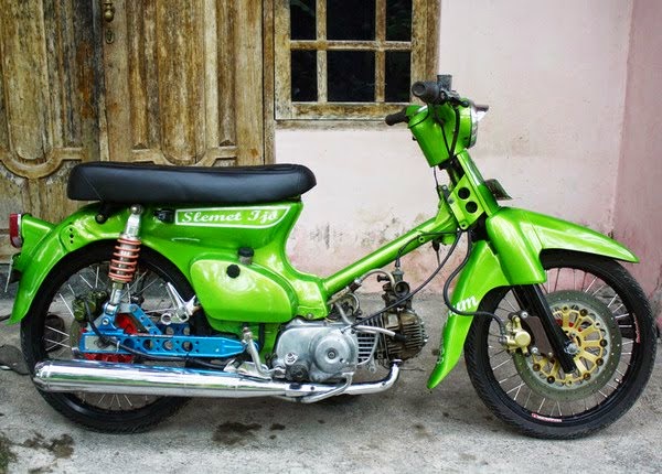 Koleksi Gambar Modifikasi Honda 70 Klasik Terbaik 2014