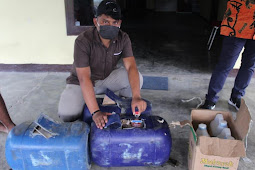 Polres Yalimo Amankan 480 Botol Miras Dari Mobil Lintas Kabupaten