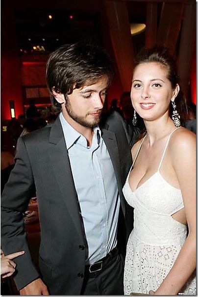 celebrities_caught_staring_4