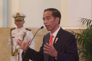 Berita informasi - Jokowi : Saya akan tindak  tegas bagi Mereka Yang ingi Ganti Pancasila