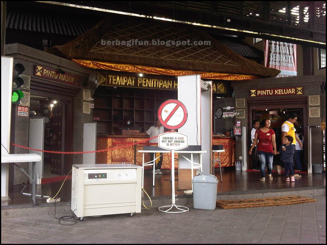 Teman Joger  yang Bukan Cabangnya Joger  JALAN JALAN MAKAN 