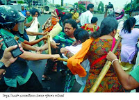 আলোচনা- 'নেত্রীর অশ্রুপাত, হরতাল এবং অ্যাকশনে বিএনপি' by সঞ্জীব রায়