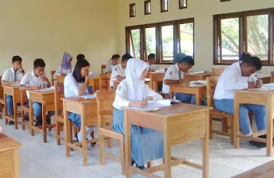 Download prediksi soal latihan Soal PAS Kelas 12 Sejarah Indonesia Semester 1 Kurikulum 2013 Tahun 2019-2020