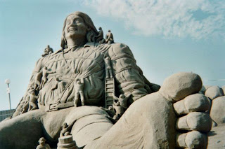 Amazing Dragon Sand Sculptures wallpapers