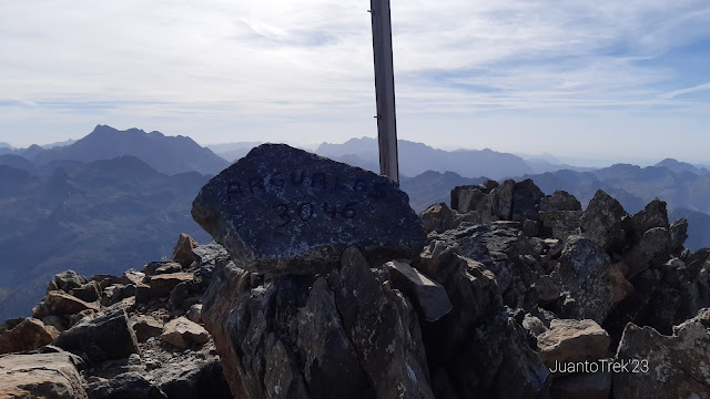 Argualas, Juanto trek, Juanto Fernandez