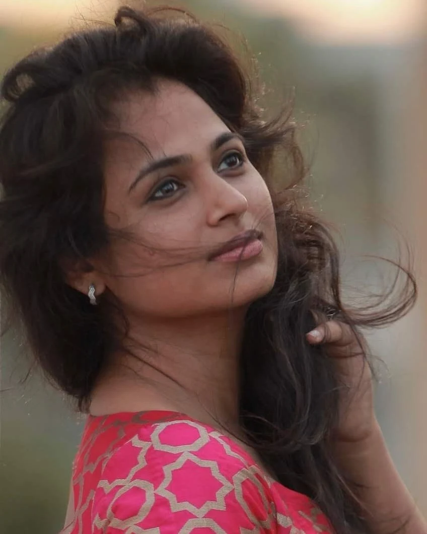 Ramya Pandiyan hot Images