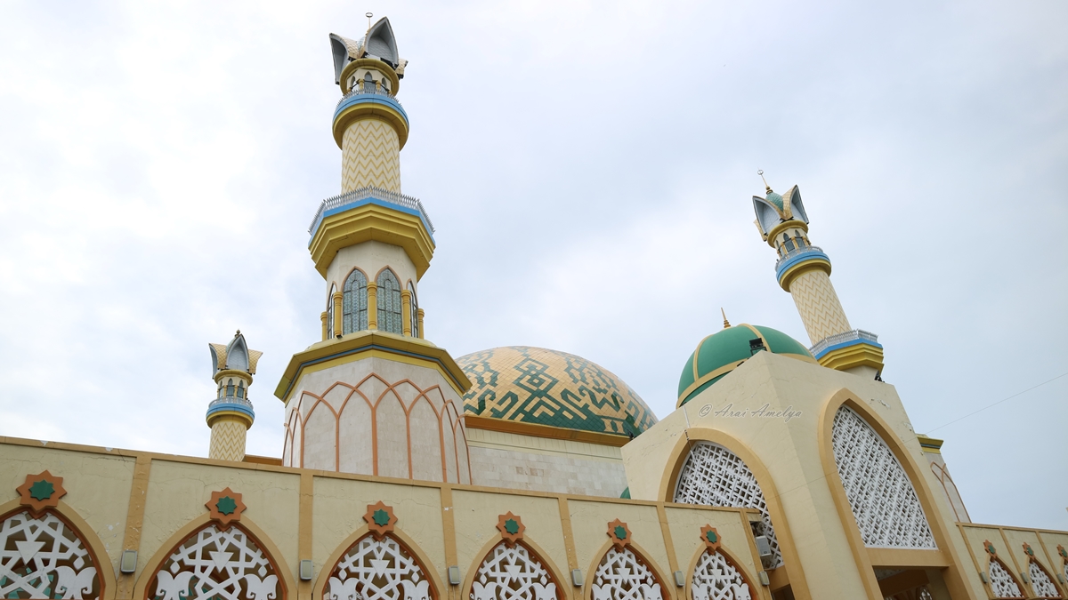 Masjid Raya Hubbul Wathan © Arai Amelya