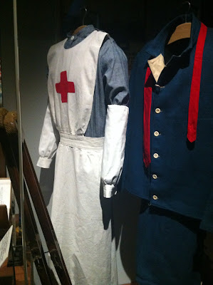A WWI nurse's uniform