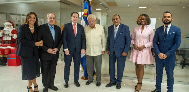 Exgobernante español Felipe González sostiene que la comunidad internacional se aburrió con la crisis de Haití