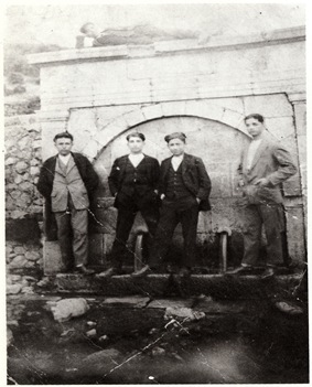 Αντώνης 1928