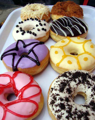 My world: KULINER SUKSES "Donat Madu"