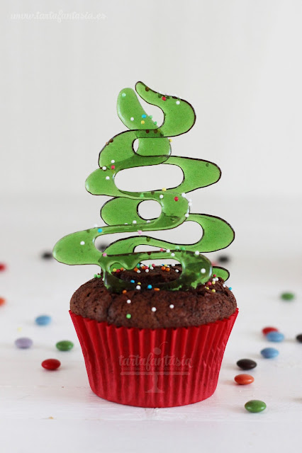 cupcakes con árbol de navidad de cristal comestible