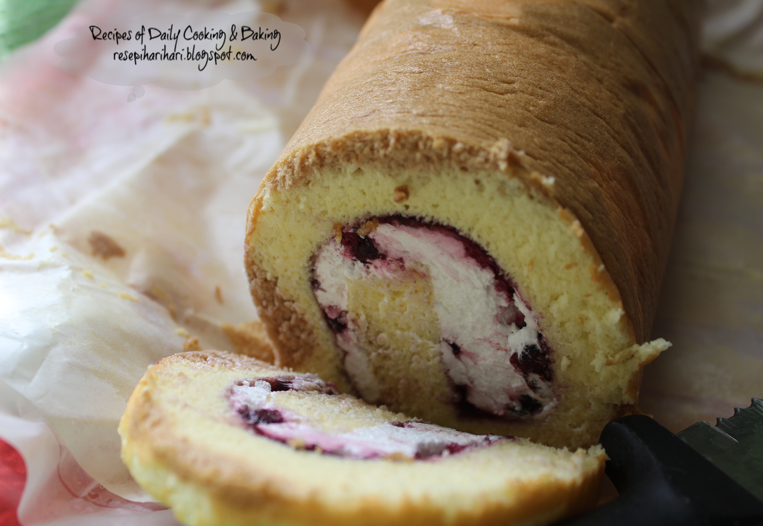 Recipes of Daily Cooking and Baking : Blueberry Swiss Roll 