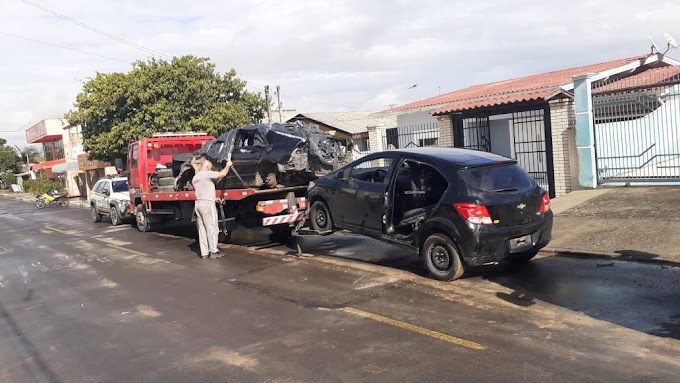 GRAVATAÍ | Dupla é presa no momento em que desmanchavam um carro roubado