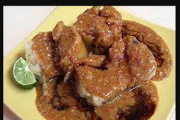 Resep cara membuat siomay + bumbu kacang yang kental dan enak.