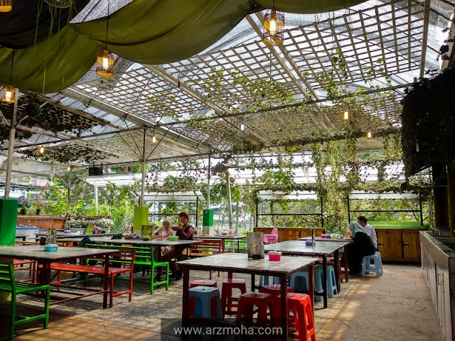 Tempat makan menarik di Cameron, Taman Apple cameron, Nasi Lemak Serunding Strawberi, kedai makan bersih Dan selesa di Cameron Highlands, tempat makan wajib dikunjungi di Cameron Highlands, cameron Highlands restaurant, steamboat & grill di Cameron Highlands,