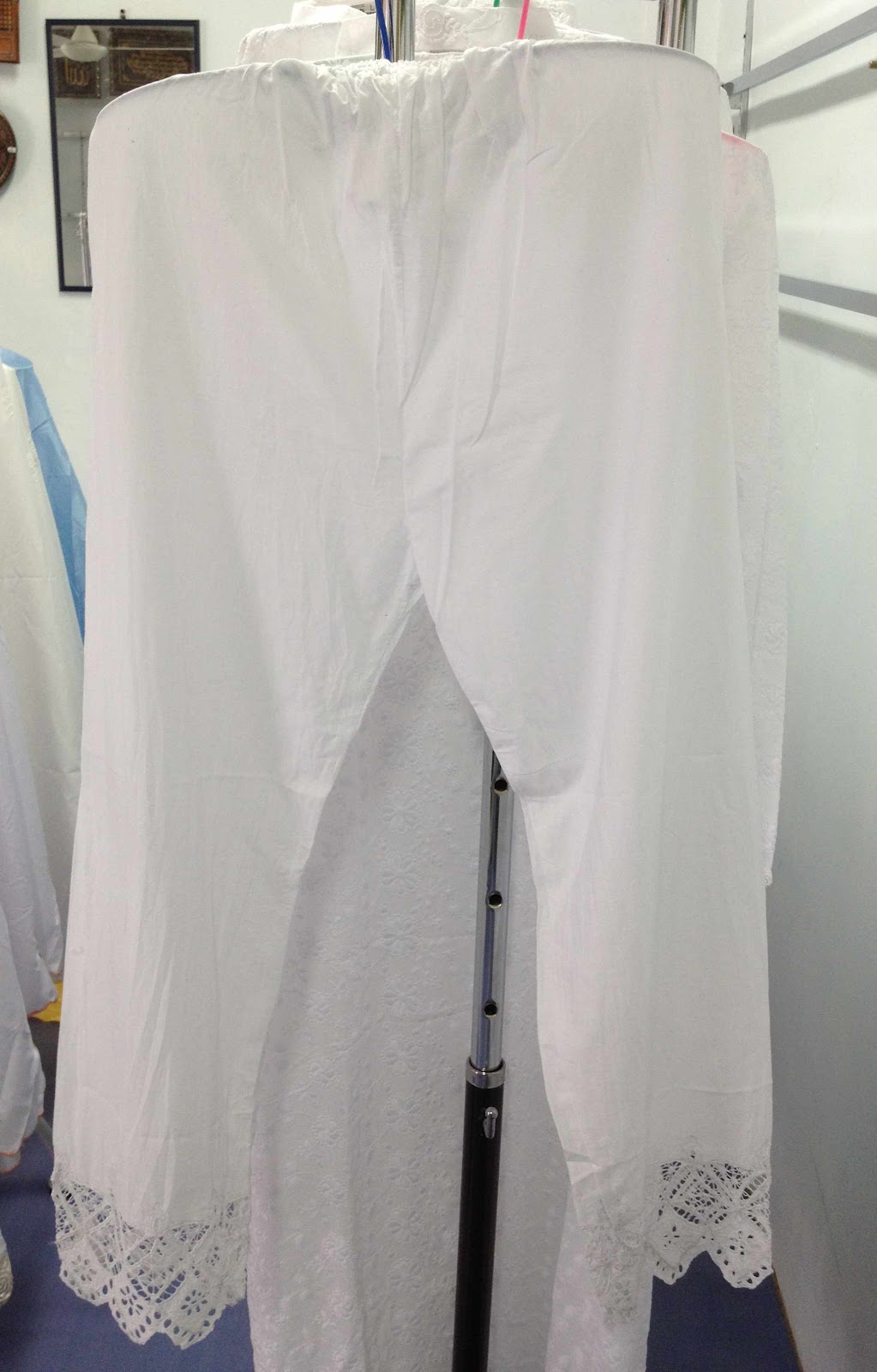 Pin Jubah Putih Cotton Search Fesyen Baju Kurung Moden 