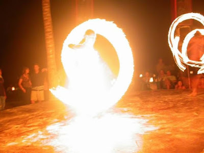 Fire Dancers Return to Blue Parrot - Playa del Carmen - MayanHoliday.com