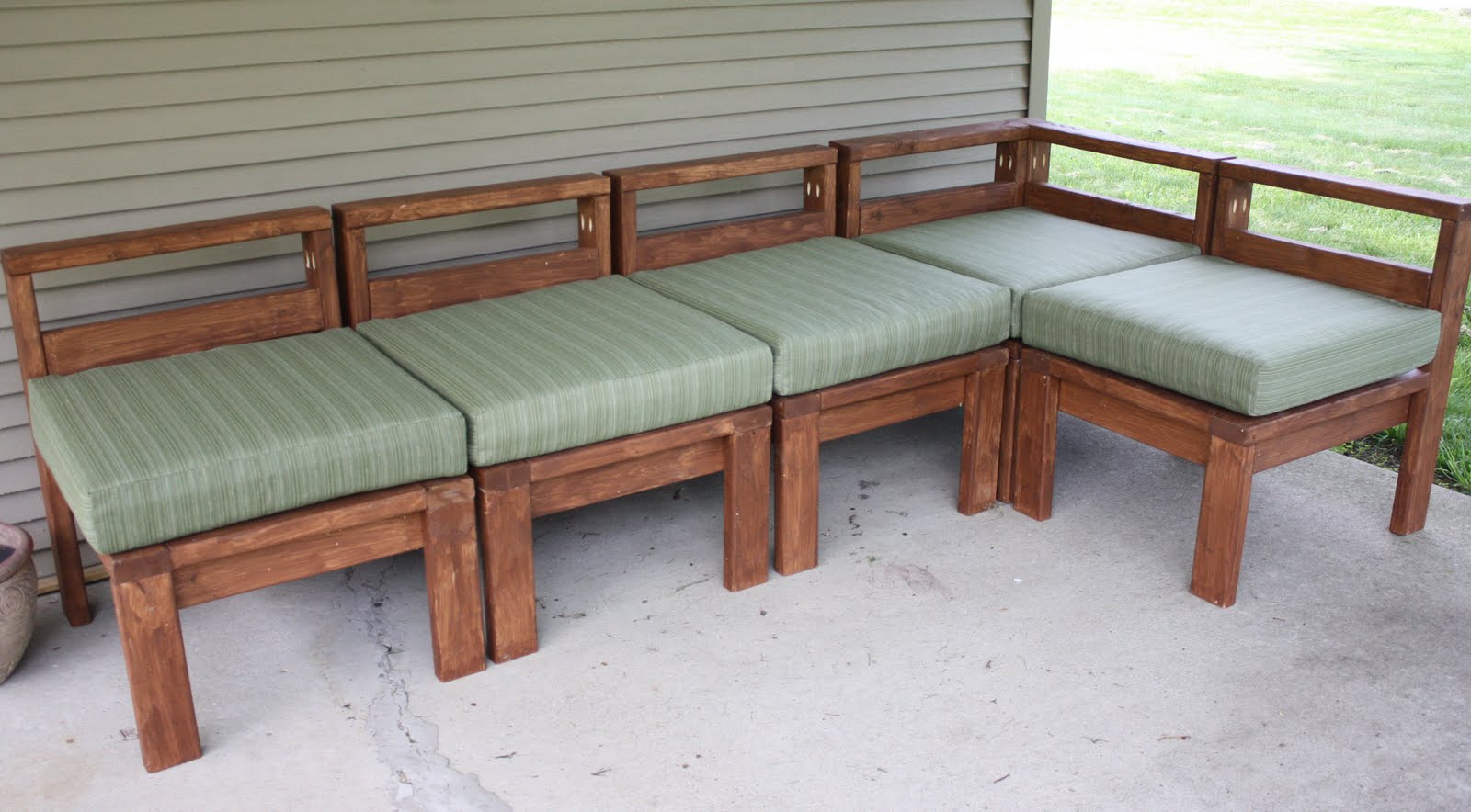 Woodworking diy outdoor sectional PDF Free Download