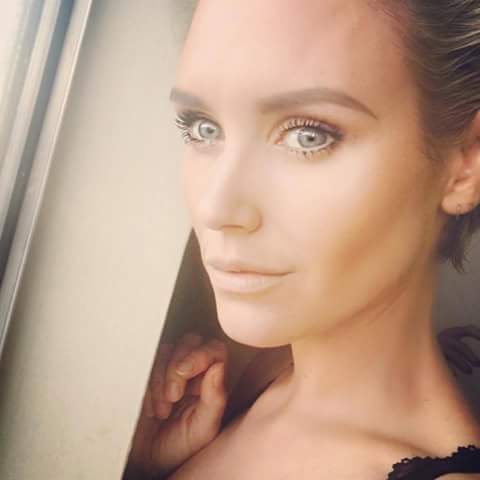 Nicky Whelan Awesome Dp Images