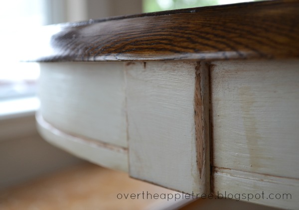 DIY painted kitchen table by Over The Apple Tree