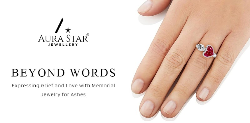 Expressing Grief and Love with Memorial Jewelry for Ashes