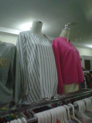 +Gambar baju wanita motif garis trend