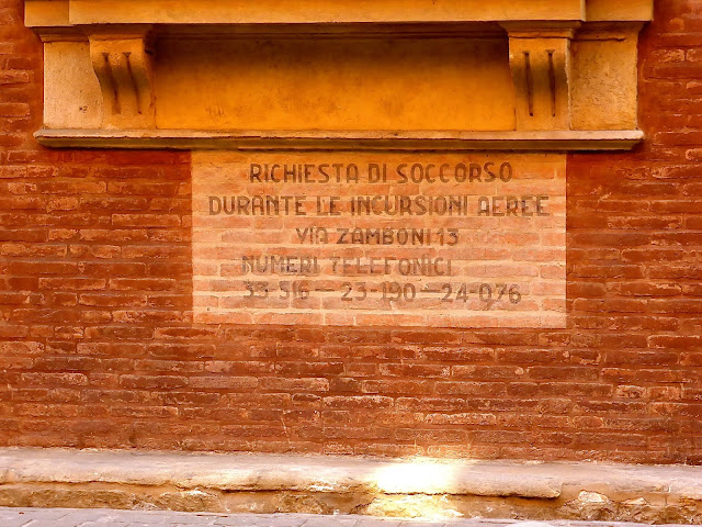 Bologna-Palazzo Fantuzzi