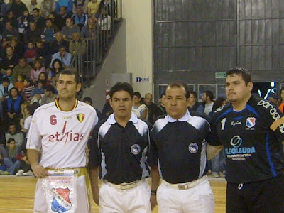 Imagenes De Arbitros De Futbol - Arbitro De Futbol Fotos de archivo e imágenes 123RF