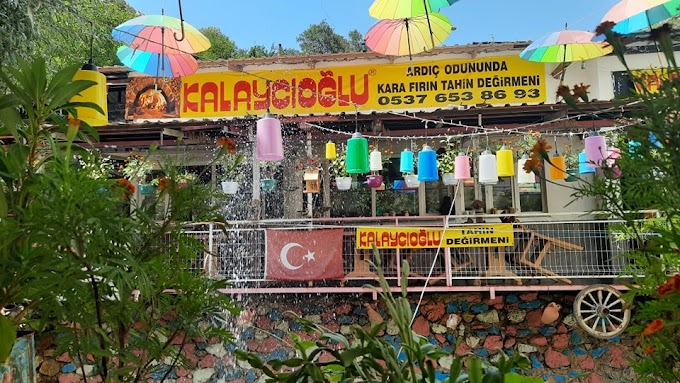 Eleştirilere rağmen yaptığı düzenlemelerle Tahin ikram alanı cazibe merkezi oldu. 