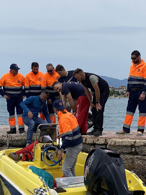 Η Εθελοντική Διασωστική Ομάδα Στυλίδας στην άσκηση Προσομοίωσης Ατυχημάτων Πτήσεων με Αλεξίπτωτα Πλαγιάς