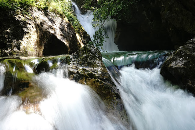 Isonzo, Soča, Sontig, Lusinç - der türkisblaue Fluss, der sich durch Slowenien und Italien schlängelt, hat viele Namen.