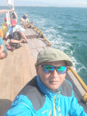 Gili Lombok Discovery 6Days-5Nights – Lombok, Indonesia, and Gili Island Tour Travel Update Information. Boat Activity.