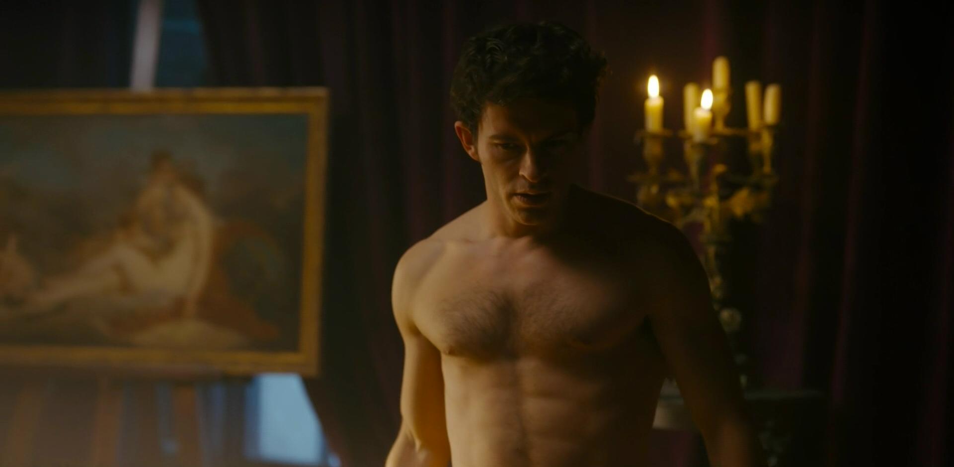 Jonathan Bailey naked bum in Bridgerton S02E01.