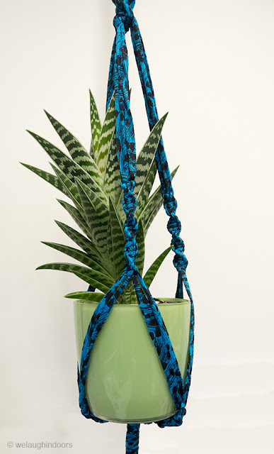 Macrame plant hanger by Welaughindoors