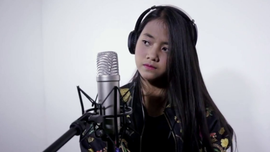 Biodata dan Profil Hanin Dhiya Penyanyi Lagu Cover Terbaik 2018, Hanin Dhiya Mp3, Biodata Penyanyi, Profil Penyanyi