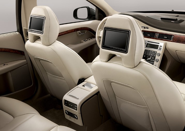 New Luxury Sportcar 2010 Volvo S80L Photos 