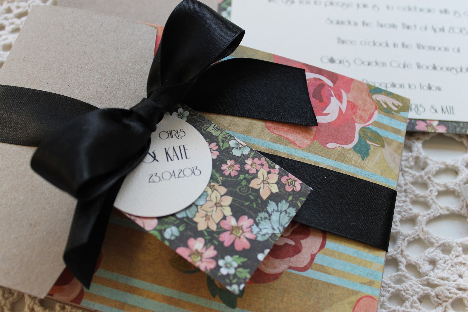 oversized placecards creating a mixed floral look on the table