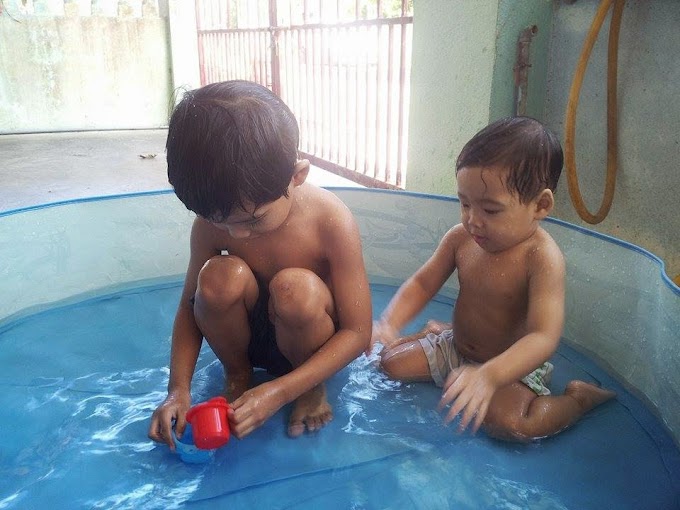 TEMANKAN ANAK-ANAK MANDI