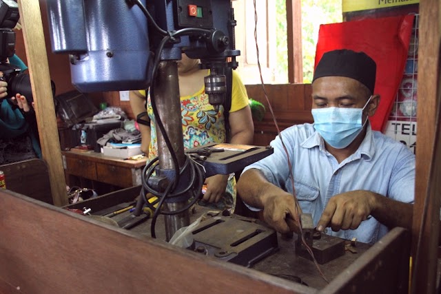 Cincin Sebagai Pendinding Diri?