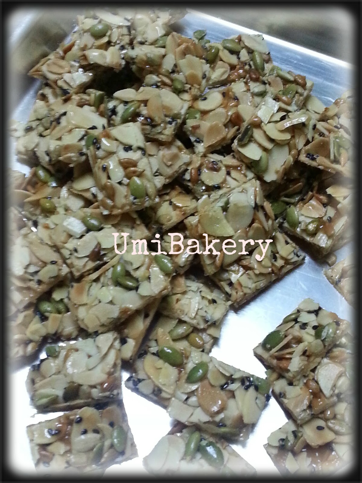 Umi Homebakery: BISKUT RAYA TERKINI 2013