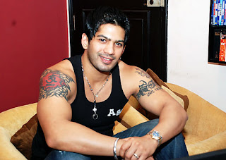 Television Actor and Singer Amit Tandon Tattoos