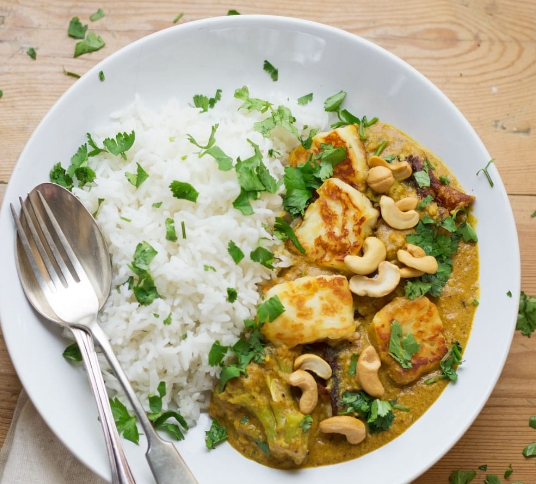 Halloumi Curry with Cashew Nut Sauce and Broccoli #cashewnut #vegetarian 