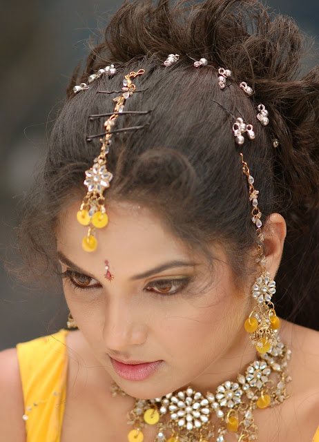 diya in yellow churidar photo gallery