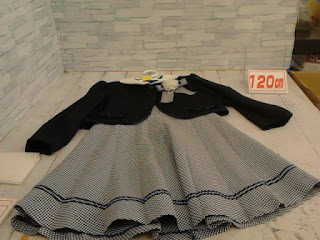 中古品　子供服　１２０ｃｍ　女児フォーマル服　２９８０円