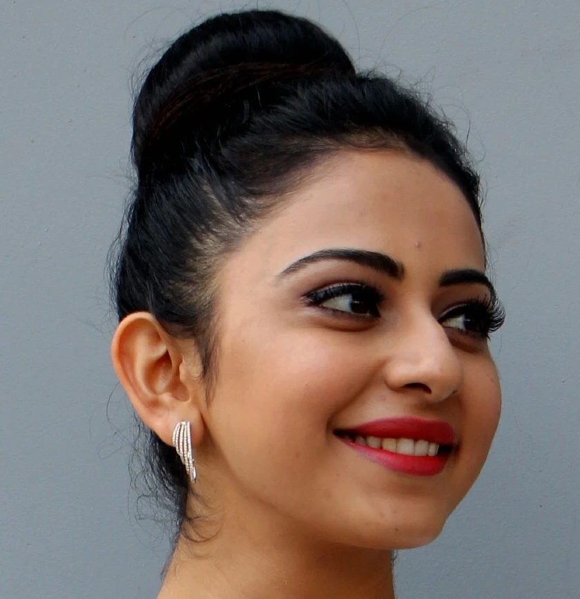 Face Close Up Photos Of Rakul Preet Singh