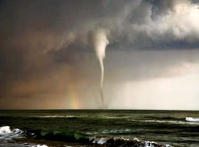 tromba marina waterspout 