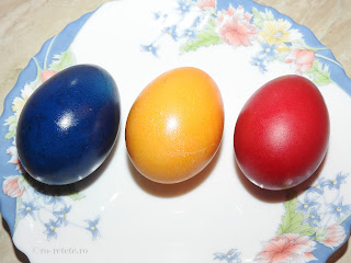 Oua vopsite reteta clasica ouă colorate rosii galbene albastre fierte moi tari cleioase de Paste sau Inaltare si Pastele Blajinilor retete aperitive,