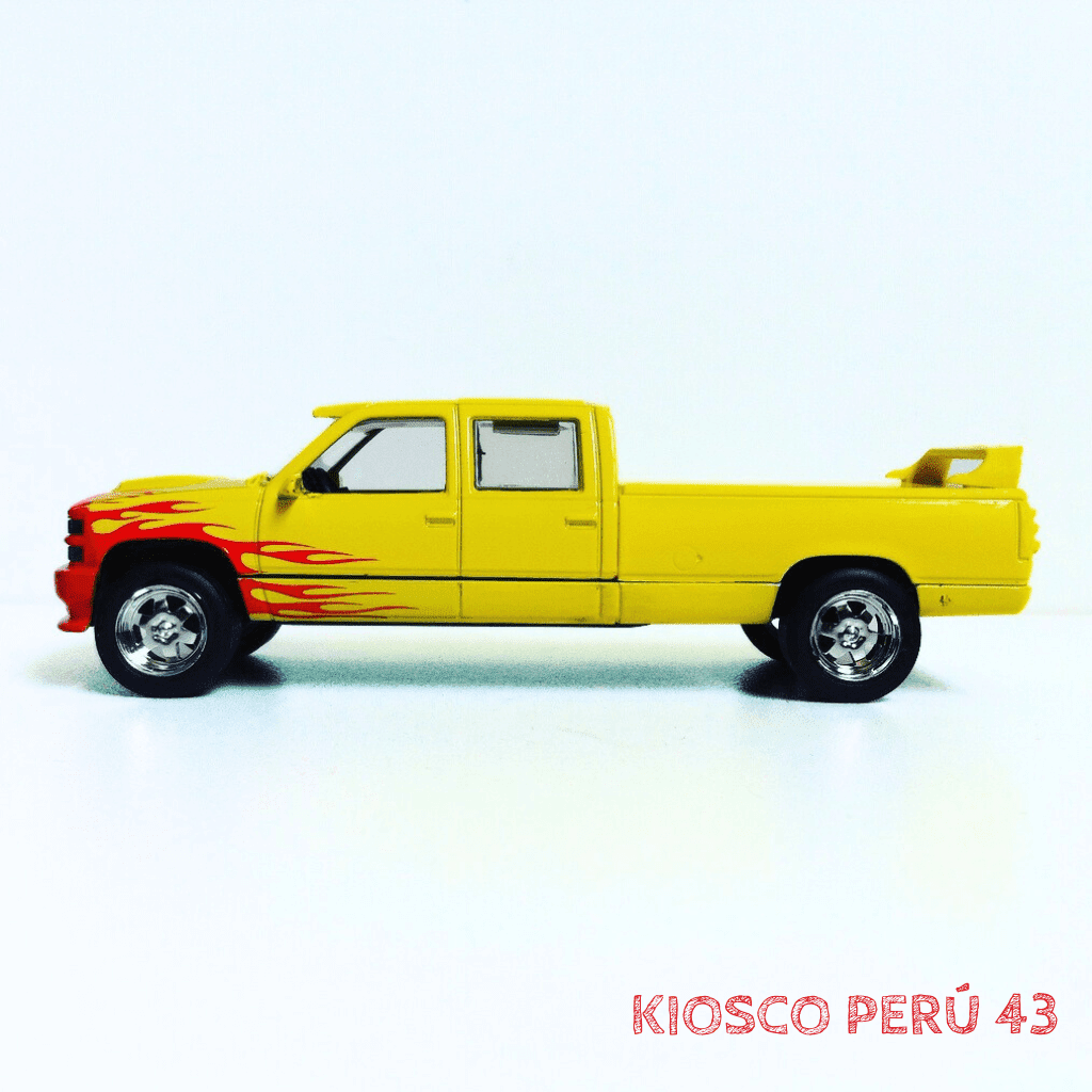 hollywood cars 1:43, custom crew cab pussy wagon 1:43 kill bill